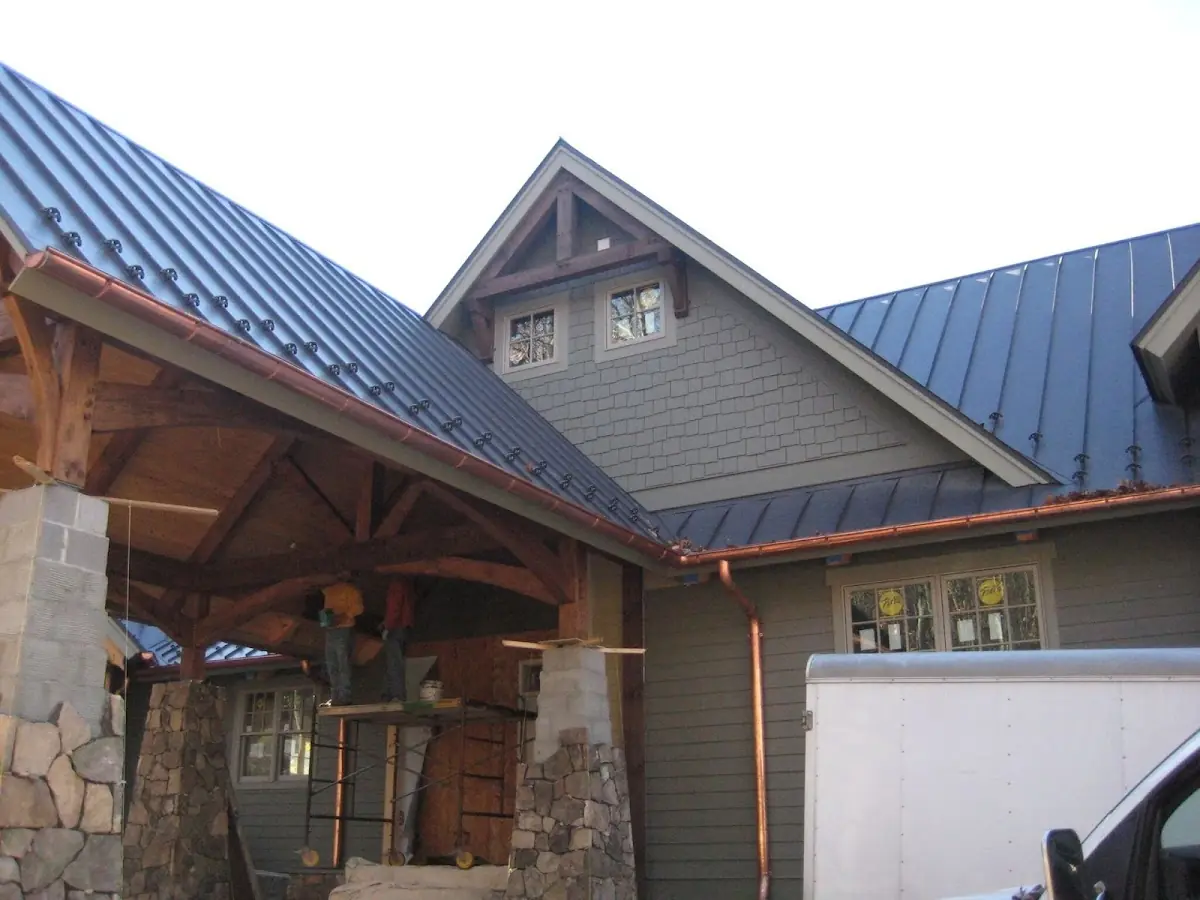 Craftsman Roofing team delivering quality roofing work in Friendly Hills